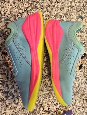 Women's CLOVE NURSE SHOES SIZE 8 Bright Blue and Hot Pink Athletic Sneakers